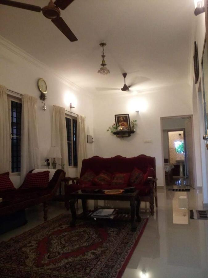 Nathans Holiday Home Kochi Екстериор снимка